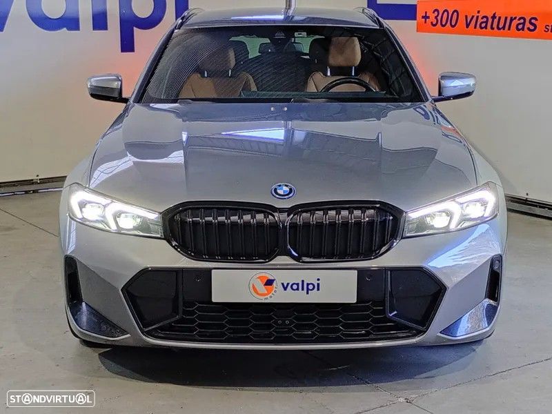 BMW 320 e Pack Desportivo M Auto - 4