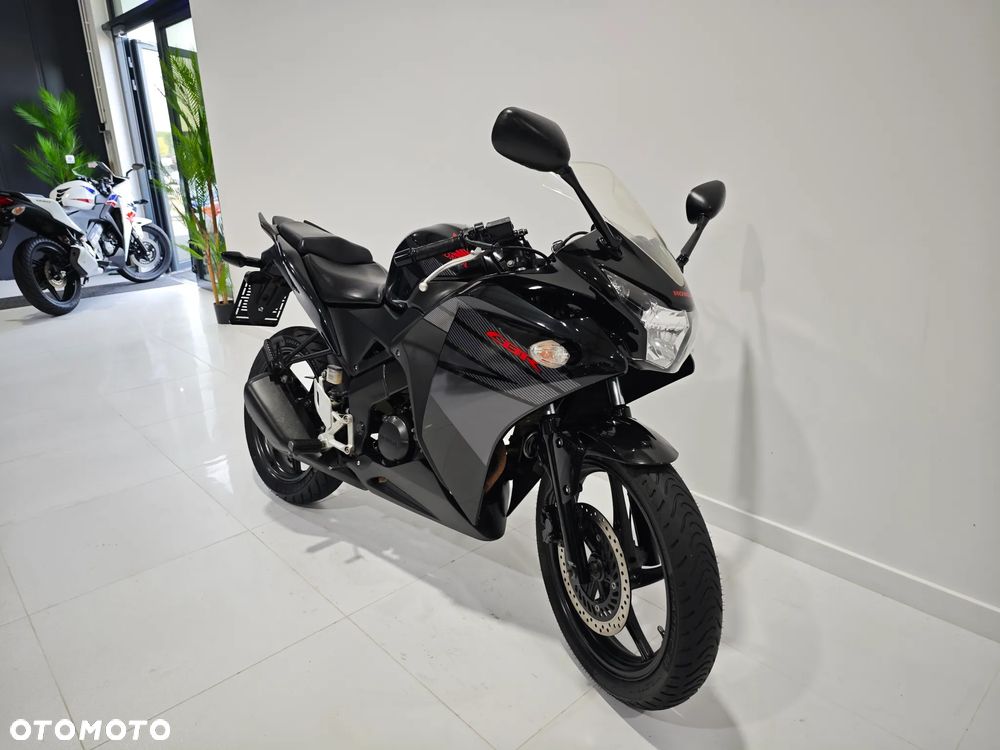 Honda CBR - 8