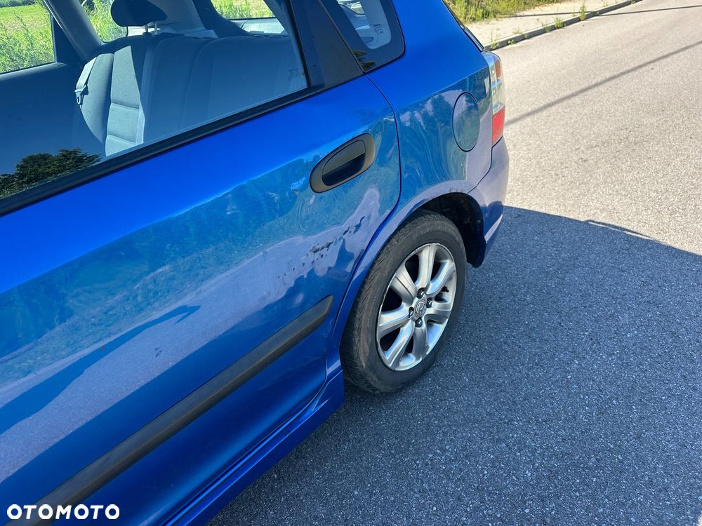 Honda Civic 1.4i - 9