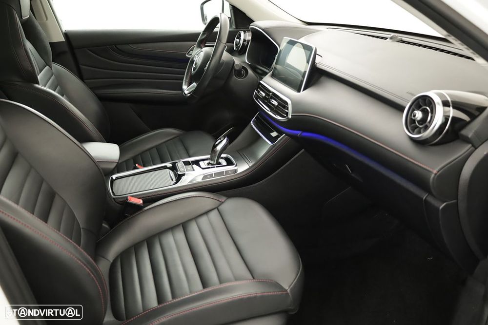 MG EHS 1.5 T-GDI Plug-in Hybrid Luxury - 23