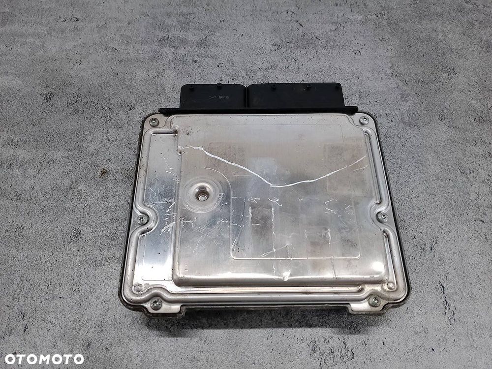 KOMPUTER, STEROWNIK SKODA OCTAVIA II 03C906056BS 0261S02143  1.6 FSI - 4