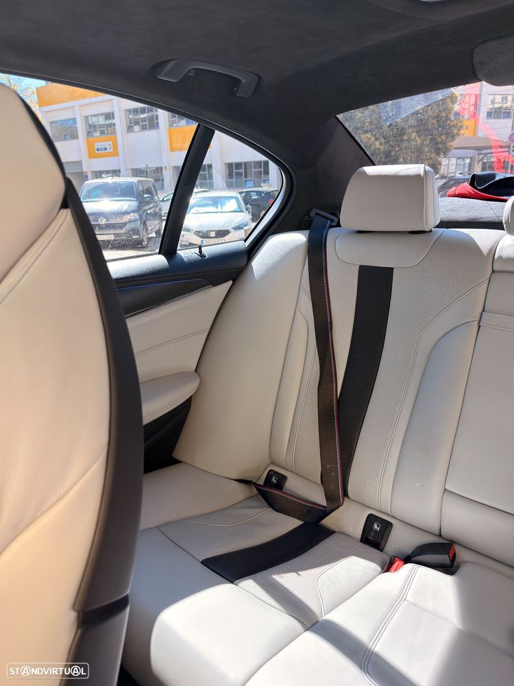 BMW M5 Standard - 9