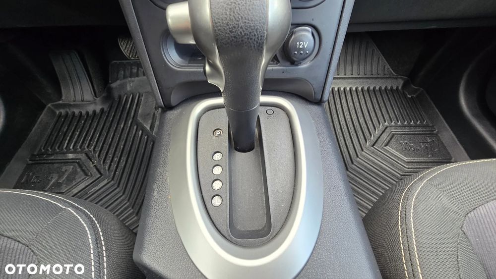 Nissan Qashqai - 36