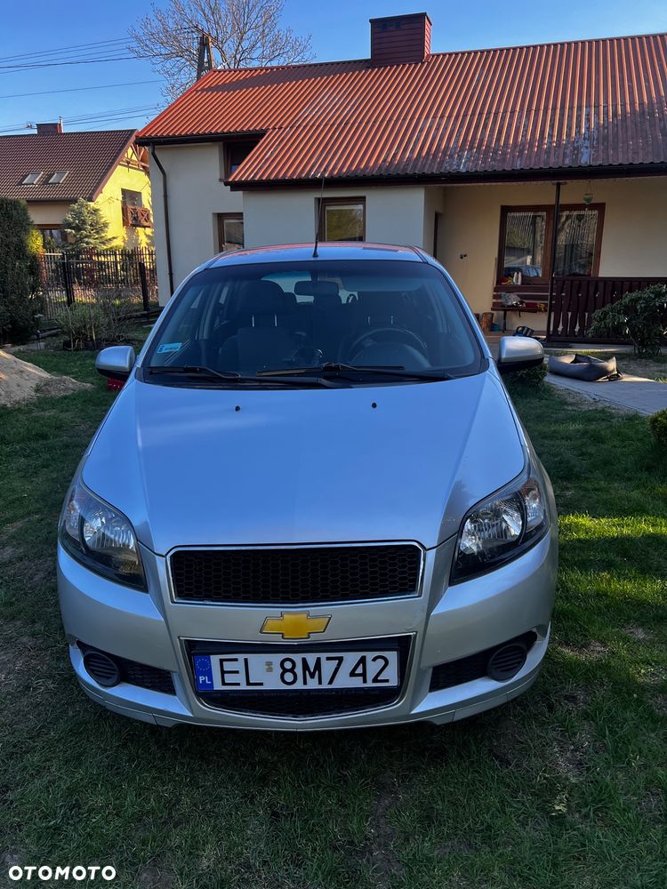 Chevrolet Aveo 1.2 16V Base - 3