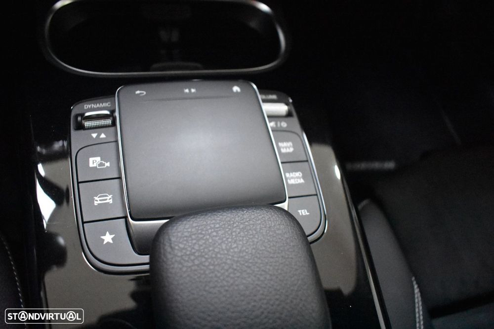 Mercedes-Benz CLA 250 - 35