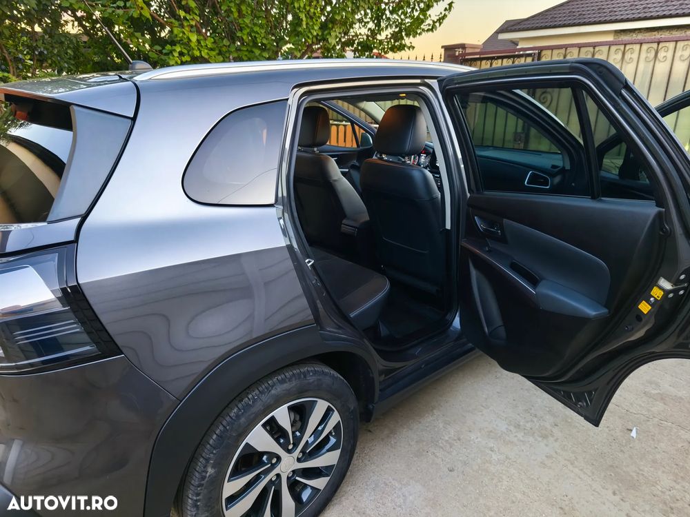 Suzuki S-Cross - 11