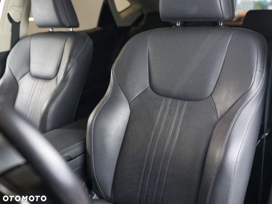 Lexus NX - 7