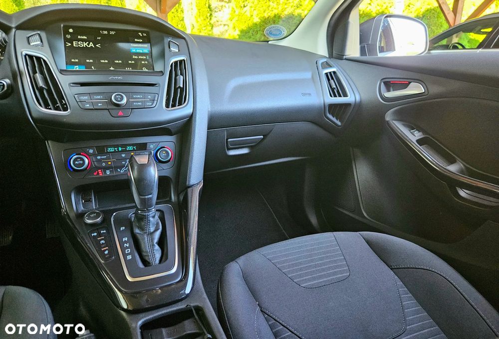 Ford Focus - 27