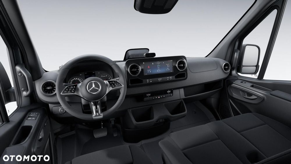 Mercedes-Benz Sprinter - 4
