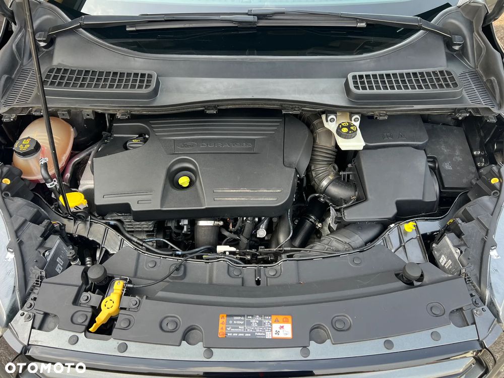 Ford Kuga 2.0 TDCi 2x4 ST-Line - 40