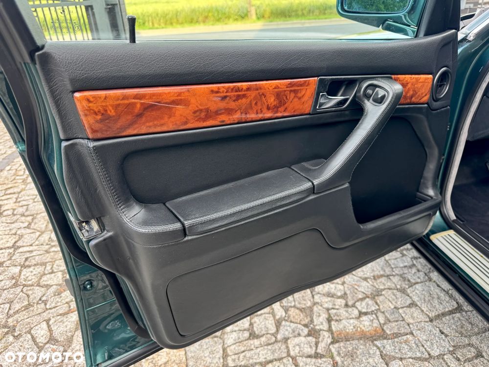 BMW Seria 7 - 27