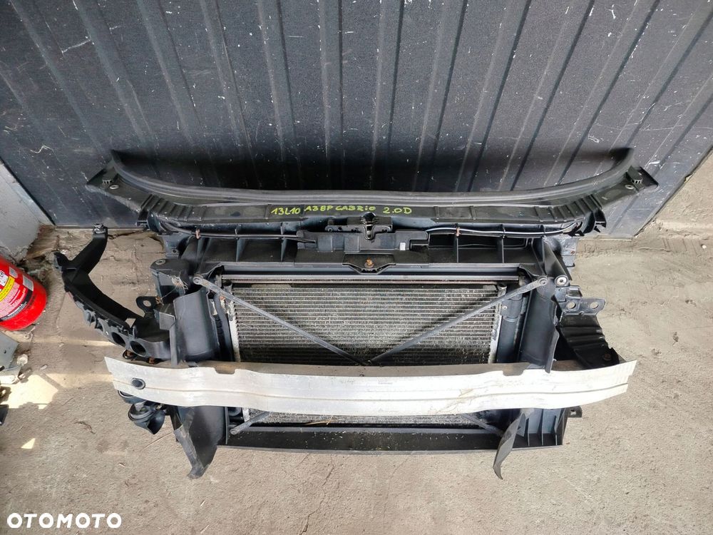 audi a3 8p cabrio lift - pas przedni chłodnice komplet 2.0 tdi - 1