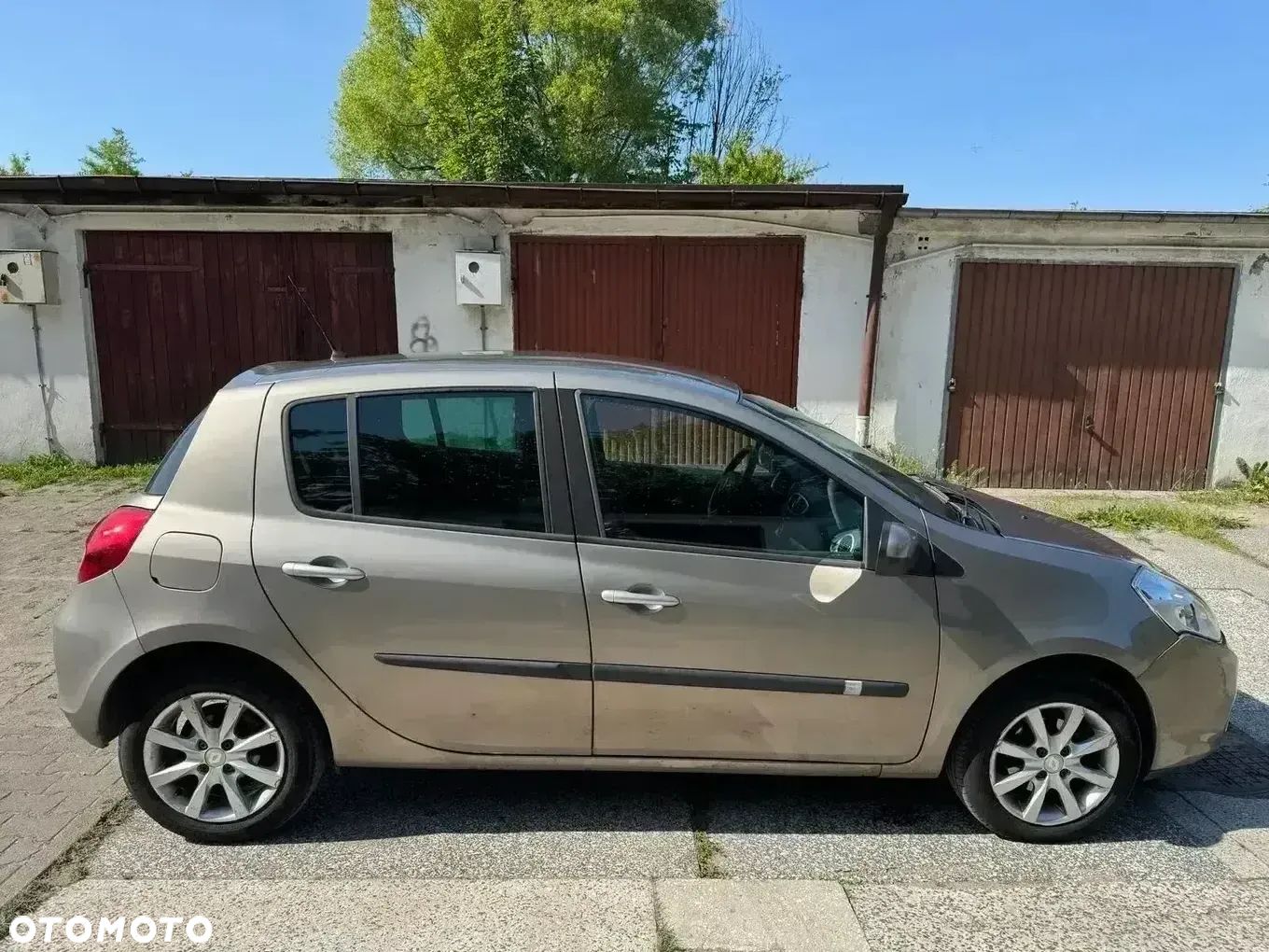Renault Clio 1.2 16V Authentique Euro5 - 1