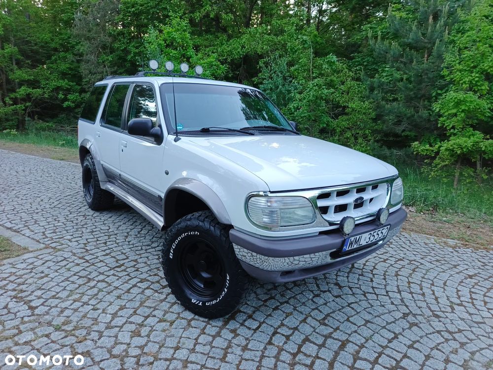 Ford Explorer - 40
