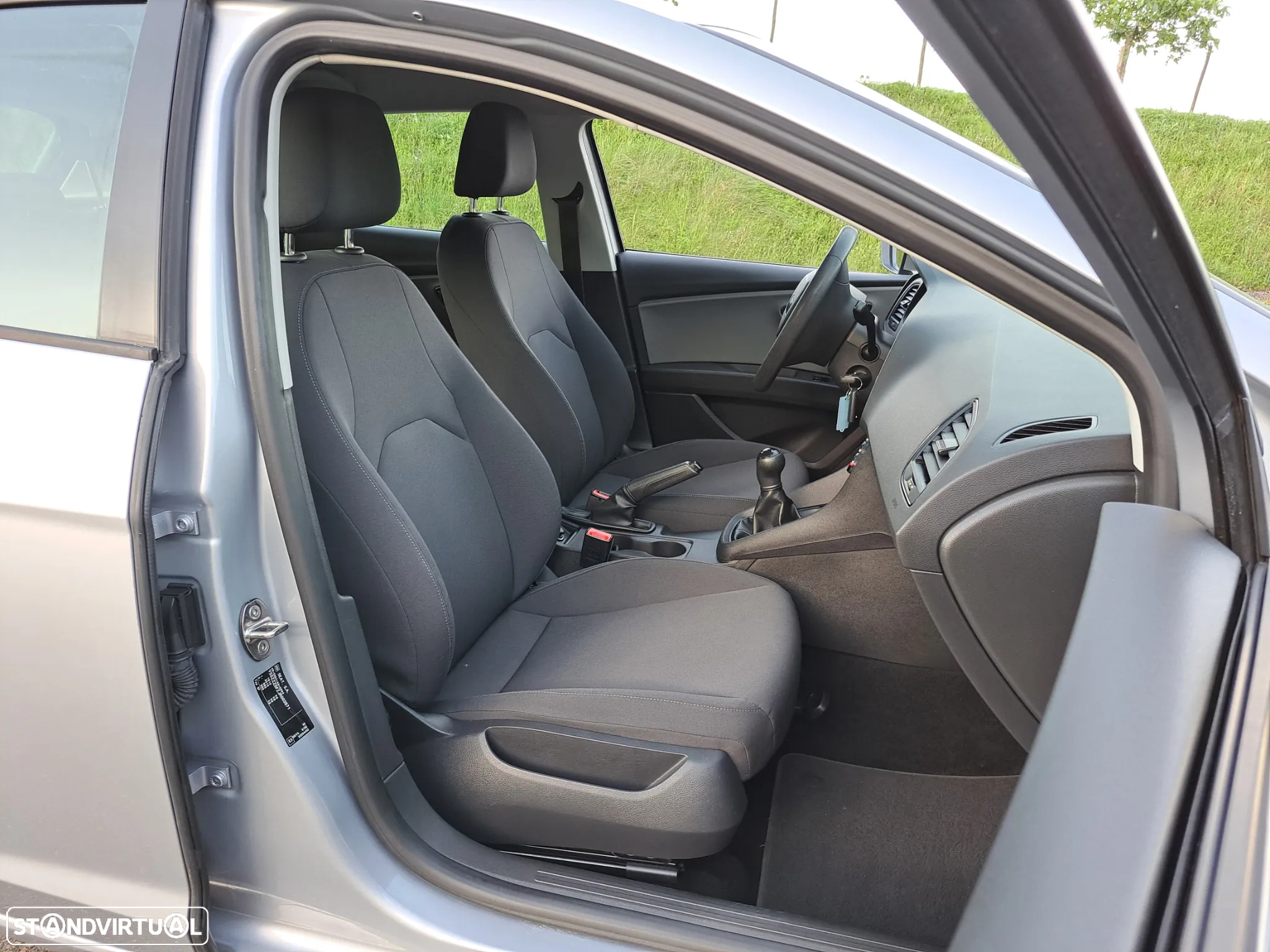 SEAT Leon 1.6 TDI Reference S/S - 11