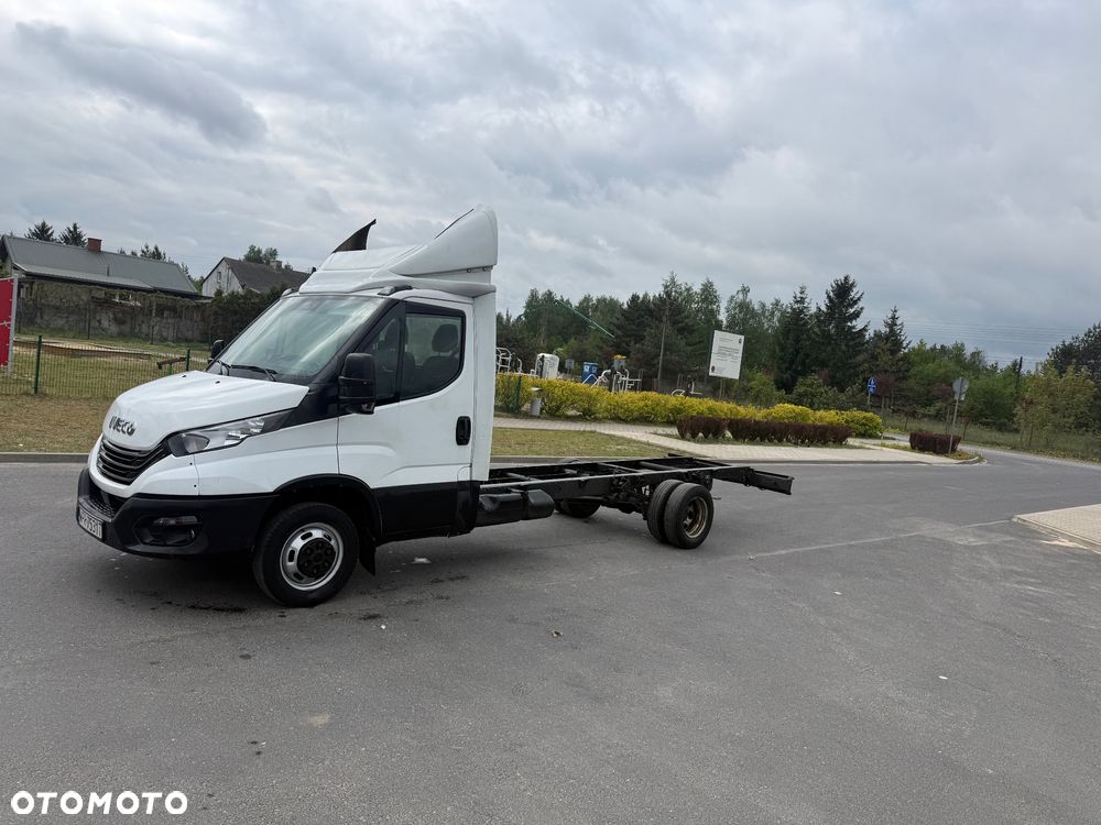 Iveco Daily lift 2019 50c17 10 palet chłodnia izoterma - 2
