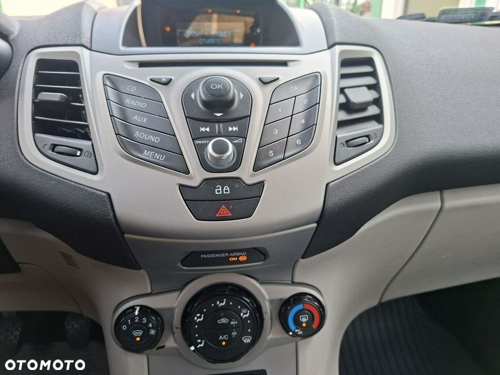 Ford Fiesta 1.25 Gold X EU6 - 16