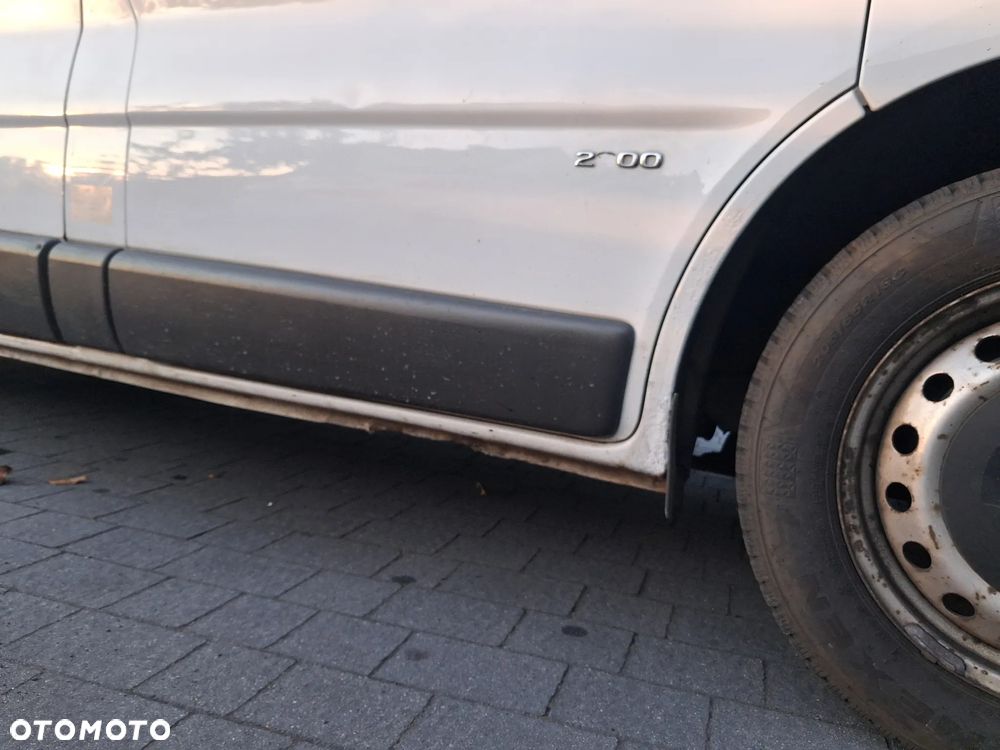 Opel VIVARO - 15