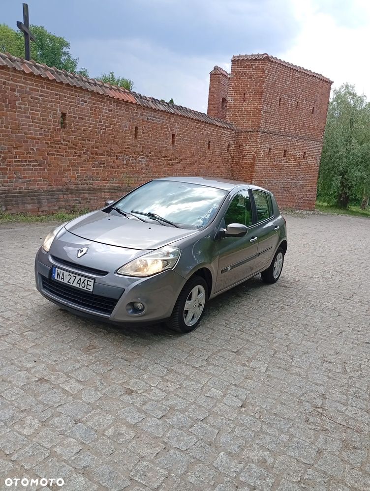 Renault Clio 1.2 16V All Inclusive - 12