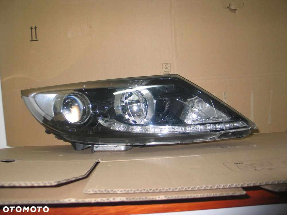 Lampa prawy przod xenon led kia sportage 3 III 92102-3U290 europa - 2