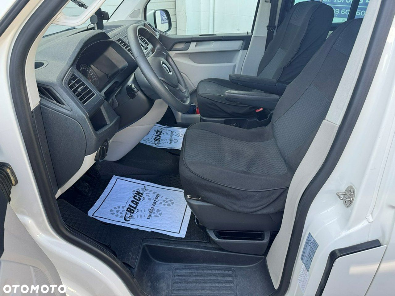 Volkswagen Transporter - 7