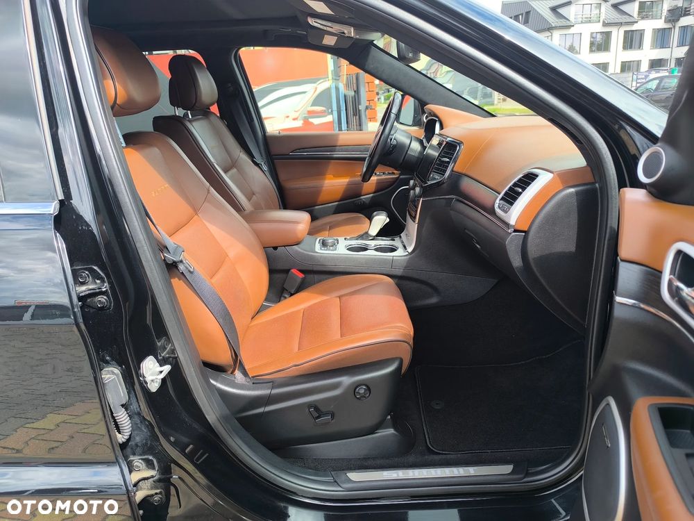 Jeep Grand Cherokee - 33