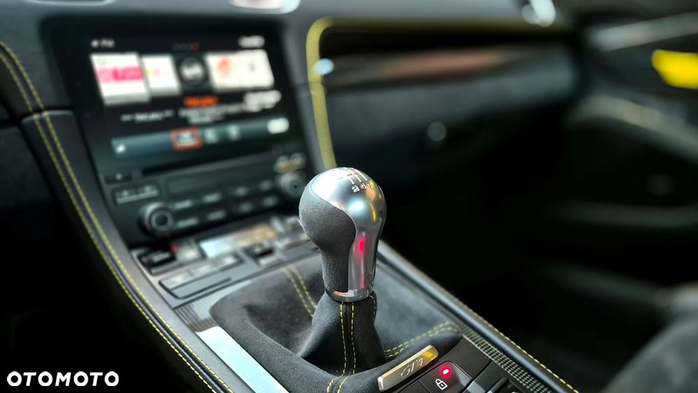 Porsche 718 Cayman - 10