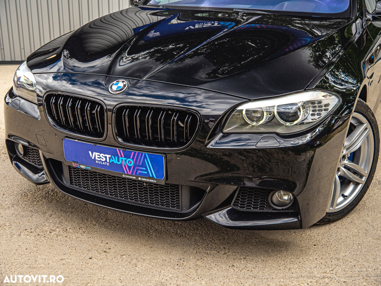 BMW Seria 5 535d xDrive AT - 33
