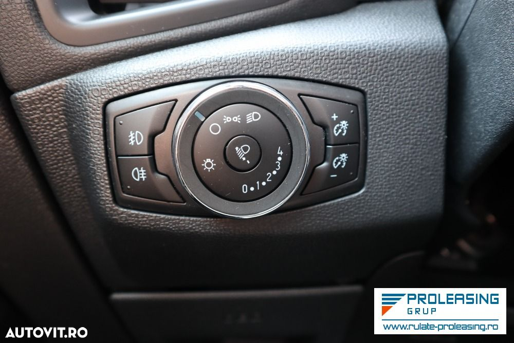 Ford EcoSport - 12