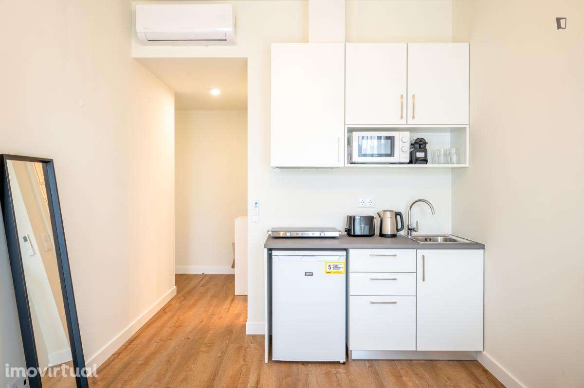 Estúdio - localizado em Olaias Lisbon - Grande imagem: 5/12