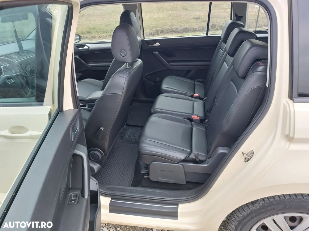 Volkswagen Touran 2.0 TDI SCR (BlueMotion Technology) DSG Comfortline - 6