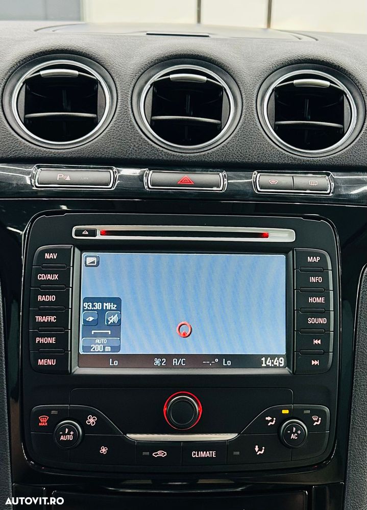 Ford Galaxy 2.0 TDCi DPF Ghia - 30