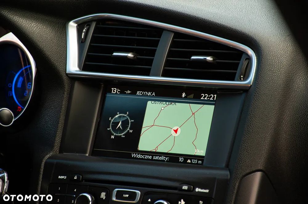 Citroën DS4 HDi 165 SoChic - 19