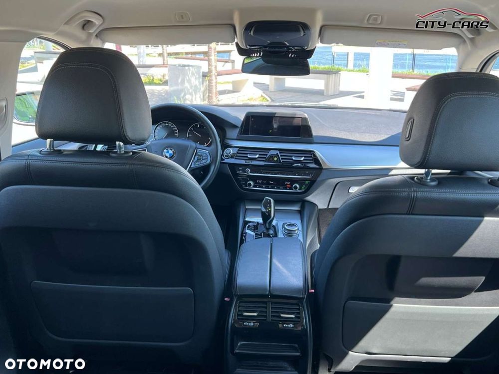 BMW Seria 5 - 22