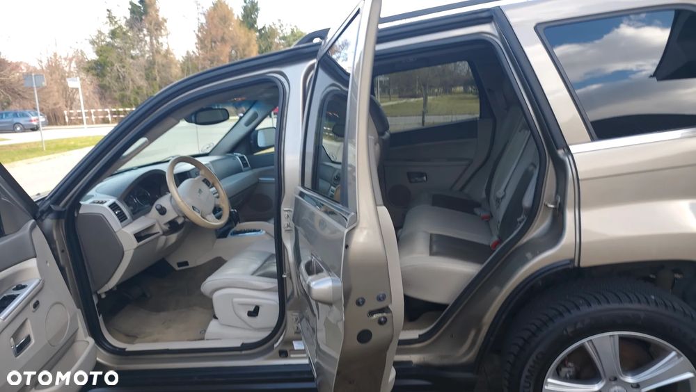Jeep Grand Cherokee 4.7 Automatik Laredo - 27