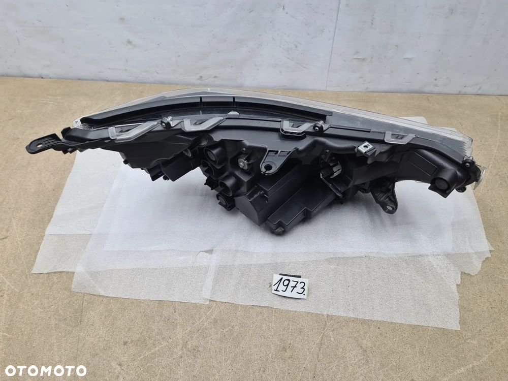 Toyota rav4 5 V lift lampa lewy przód full Led - 6