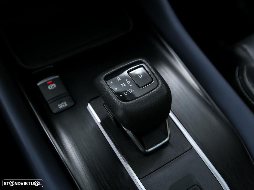 Nissan Qashqai 1.3 DIG-T Tekna Xtronic - 29