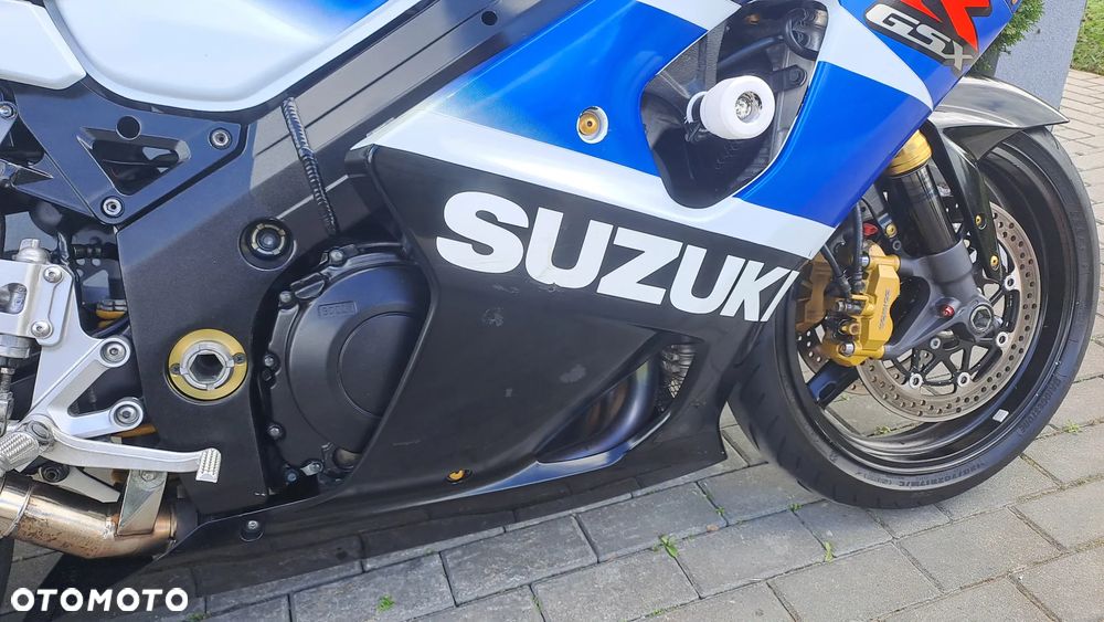 Suzuki GSX-R - 17