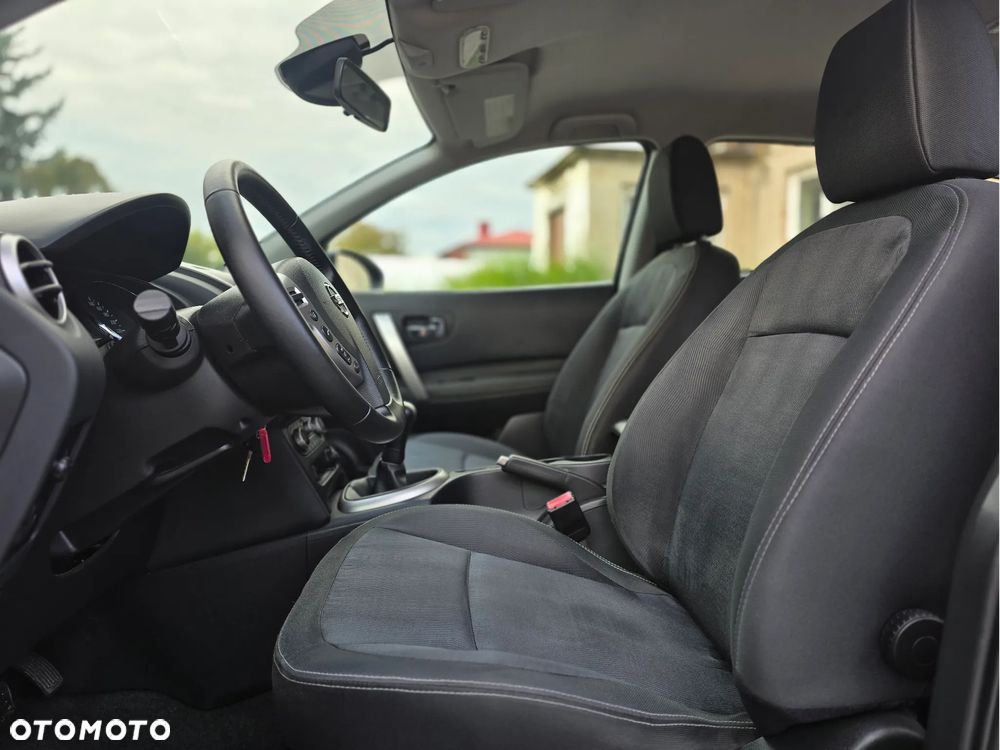 Nissan Qashqai - 13