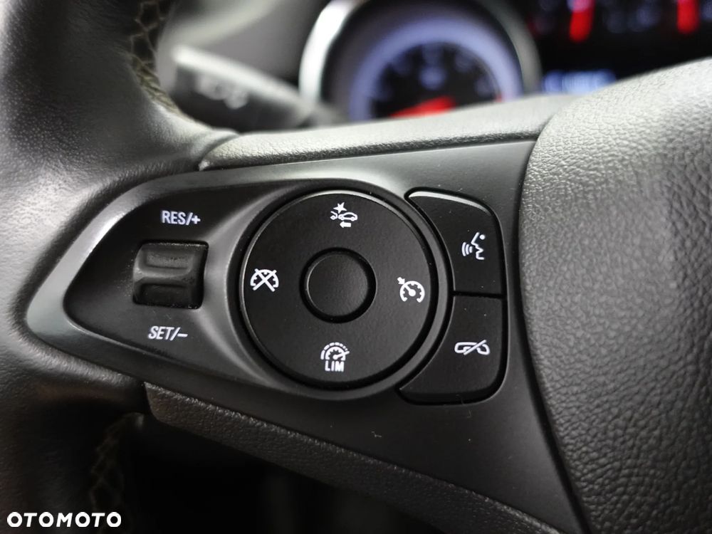 Opel Astra 1.4 Turbo Dynamic - 36