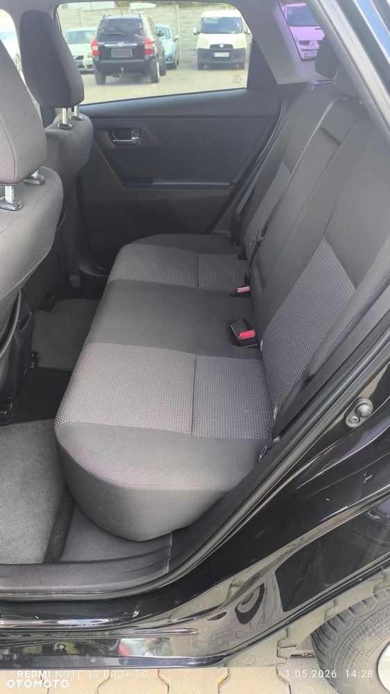 Toyota Auris 1.33 VVT-i Terra - 28