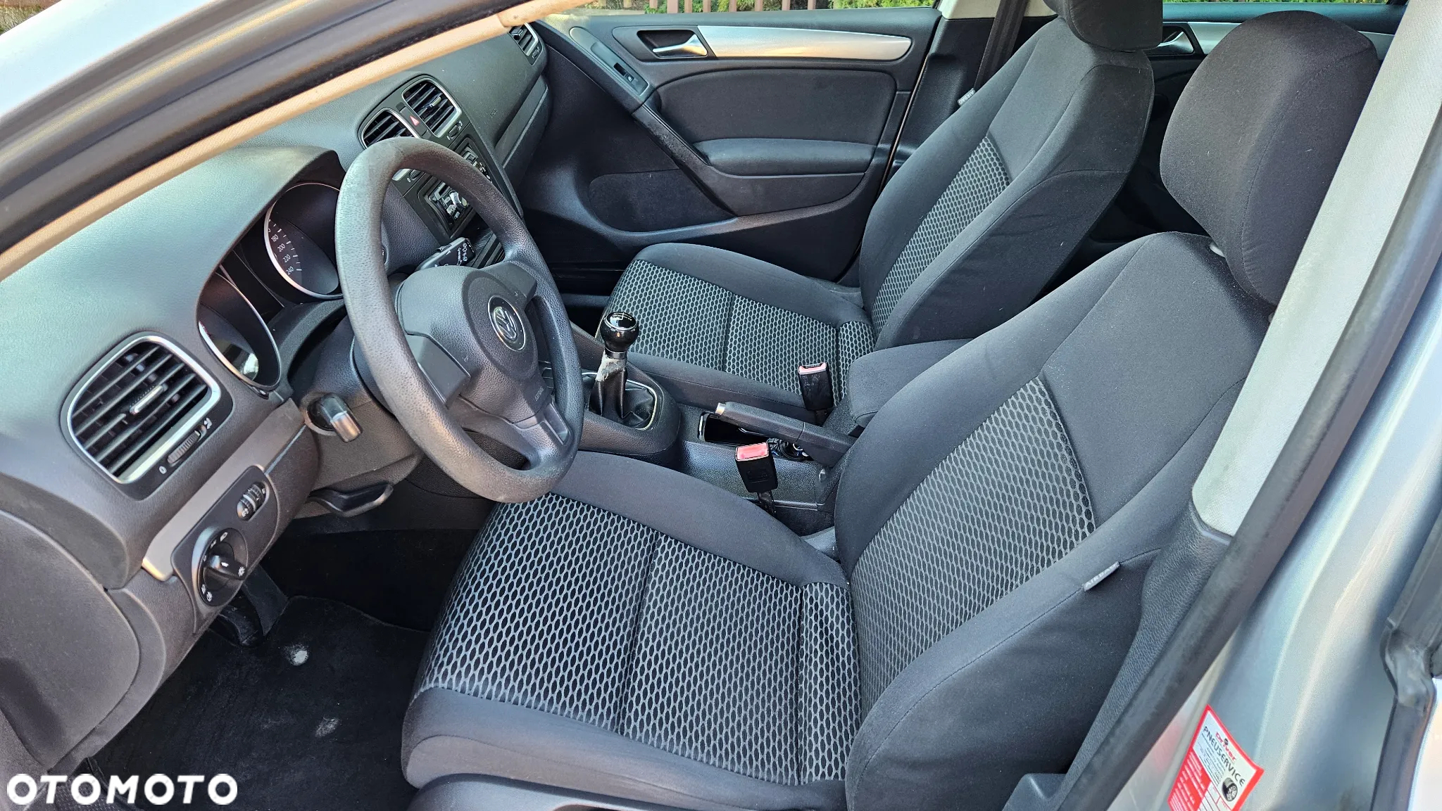 Volkswagen Golf 1.6 Team - 22