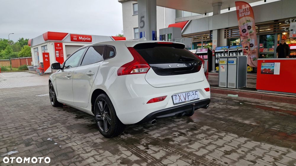 Volvo V40 D4 Summum - 22