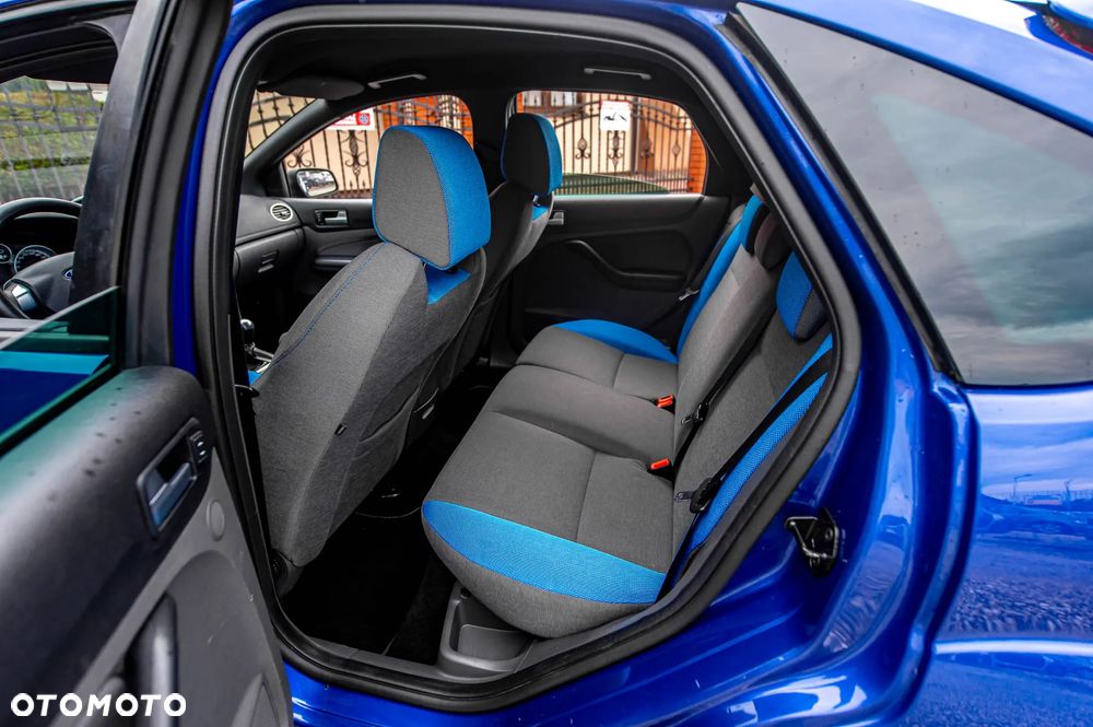 Ford Focus 2.5 ST - 19