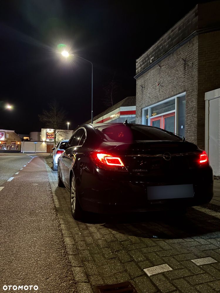 Opel Insignia 2.0 CDTI Cosmo - 11