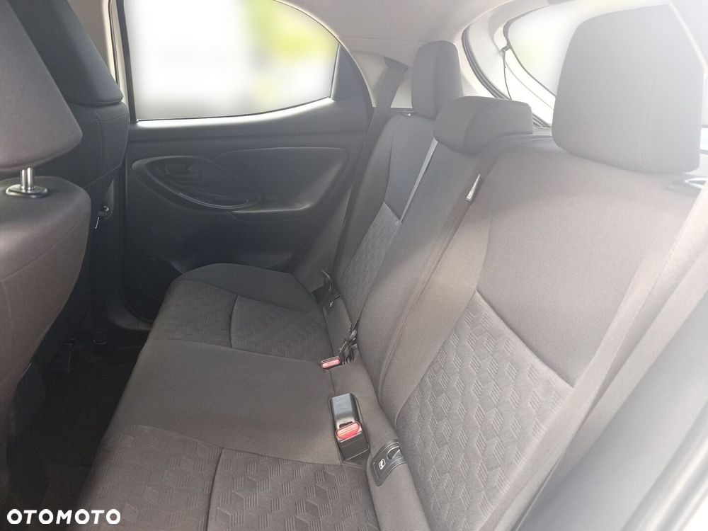 Toyota Yaris - 17