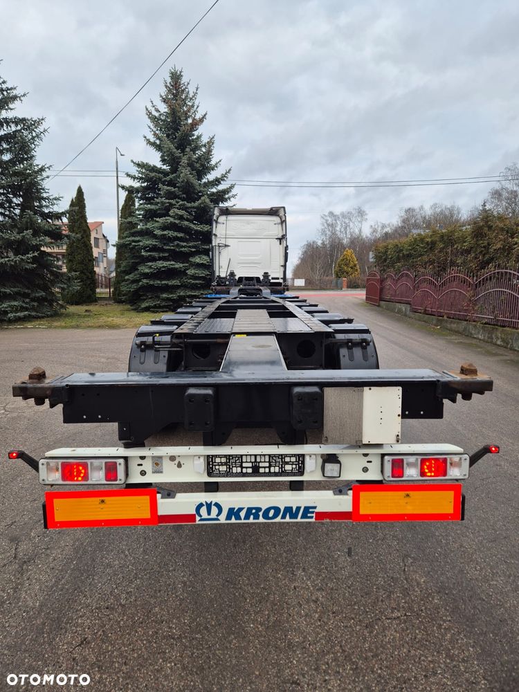 Krone Podkontenerowa - 26