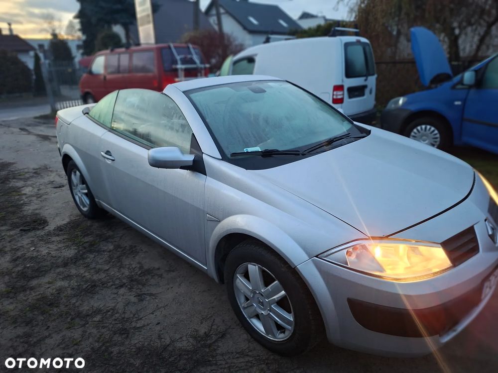 Renault Megane MeganeCC 1.9 dCi Luxe Dynamique - 3