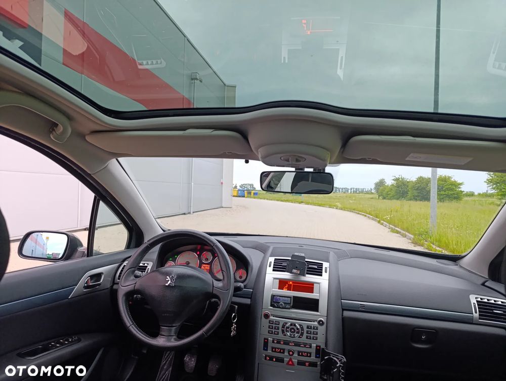 Peugeot 407 HDi 110 Business Line - 23