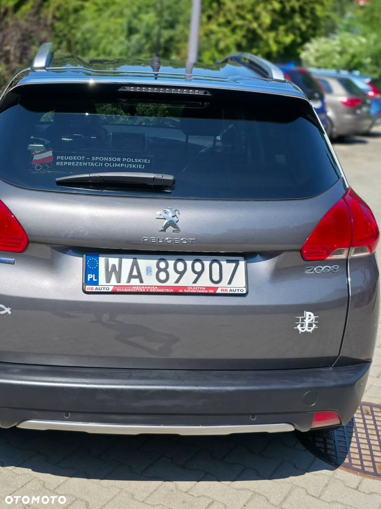 Peugeot 2008 1.2 Pure Tech GPF Allure S&S EAT6 - 5